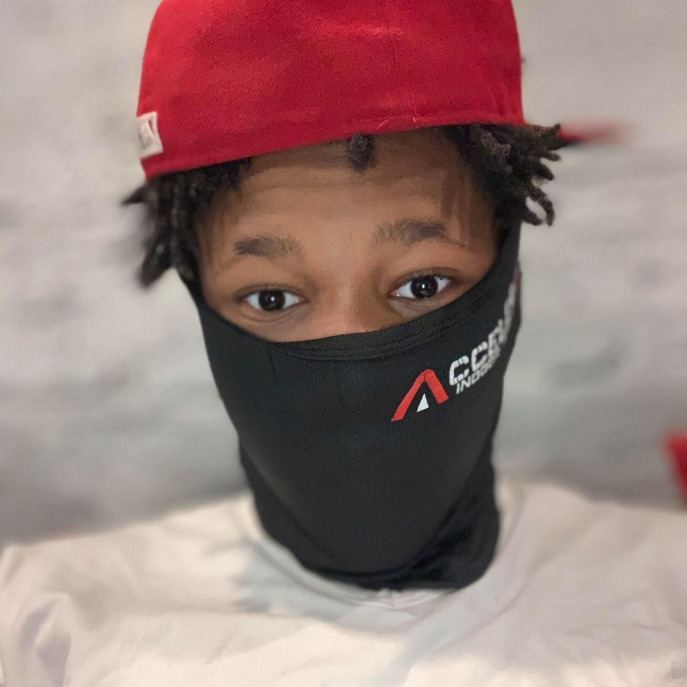 Meet your Posher, Leon